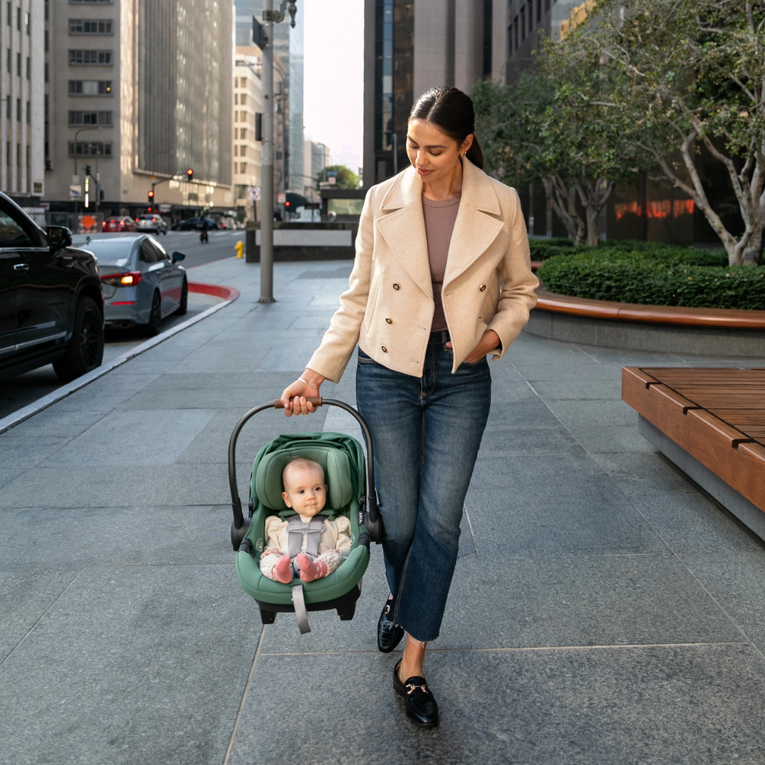 UPPAbaby Aria Infant Car Seat with Base (in store exclusive)
