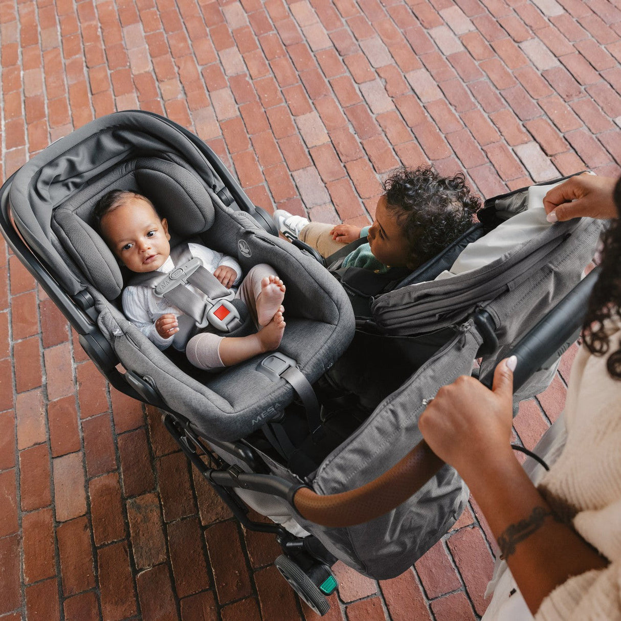 UPPAbaby Minu Duo Compact Double Stroller | Carbon Frame
