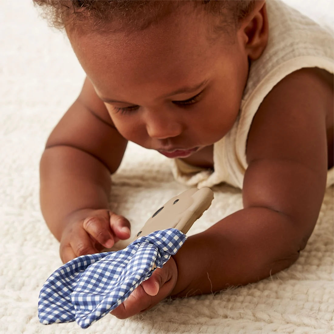 Itzy Ritzy Taupe Bear Crinkle Crew Sensory Teether