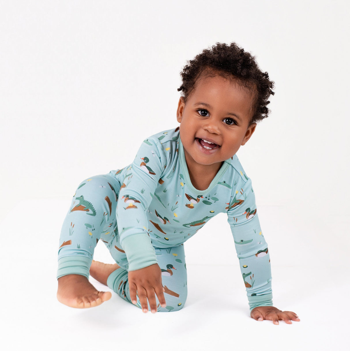 Pearls & Pelicans Bayou Buddies Bamboo Two-Piece Pajamas
