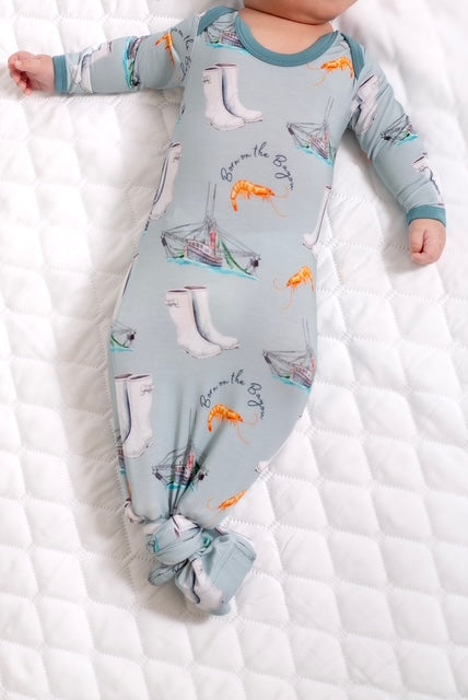 Pearls & Pelicans Born on the Bayou Bamboo Gown and Beanie Hat (0-3mo)