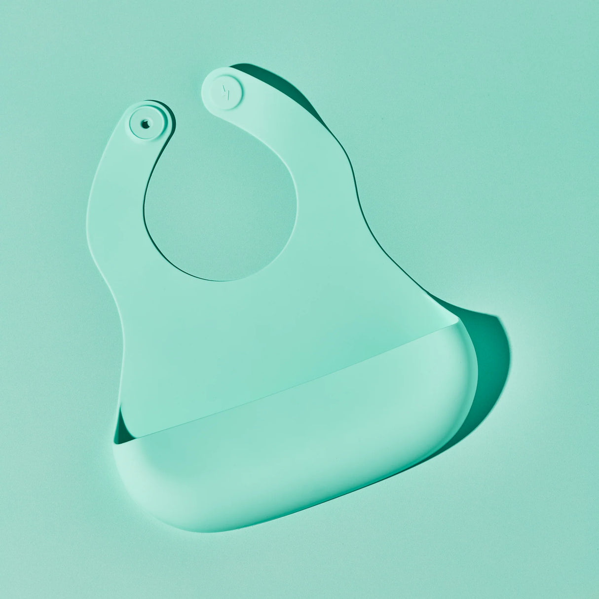 Babynetic Magnetic Silicone Bib | Kiwi Bliss