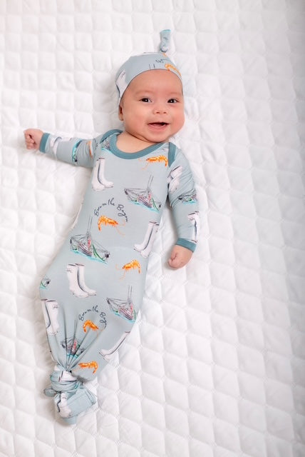 Pearls & Pelicans Born on the Bayou Bamboo Gown and Beanie Hat (0-3mo)