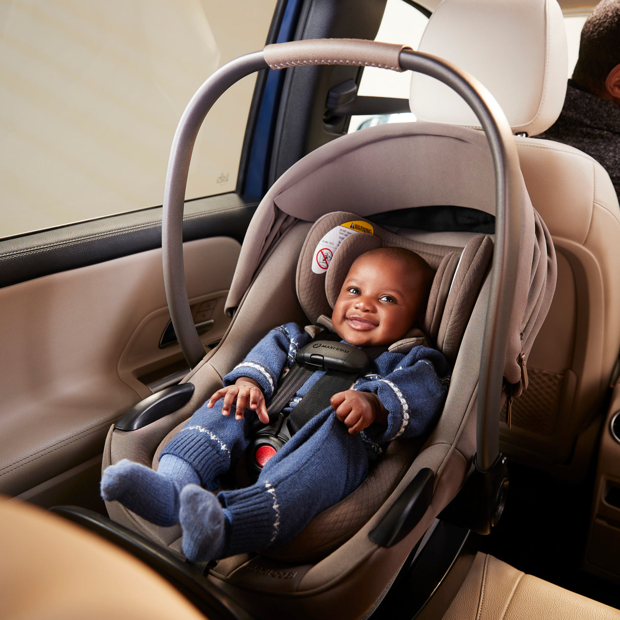 Maxi-Cosi Ambra Infant Car Seat with Base
