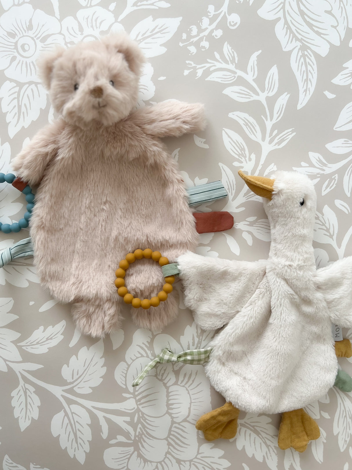 Mon Ami Baldwin Bear Silicone Teether Lovie