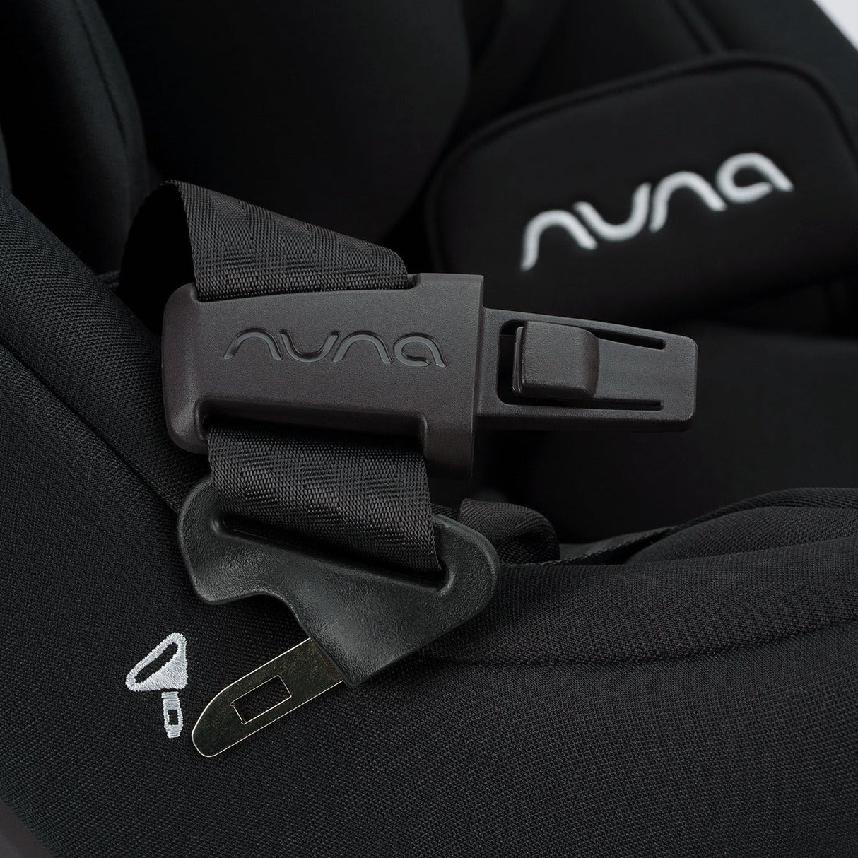 Nuna RAVA Next Convertible Car Seat | preorder