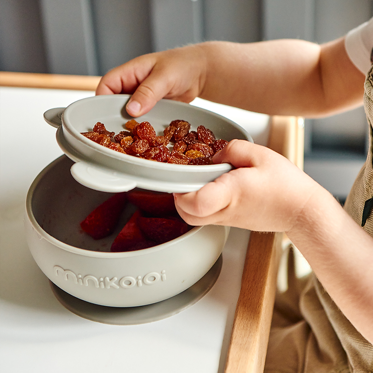 MinikOiOi Bowly Silicone Suction Bowl with Lid| River Green