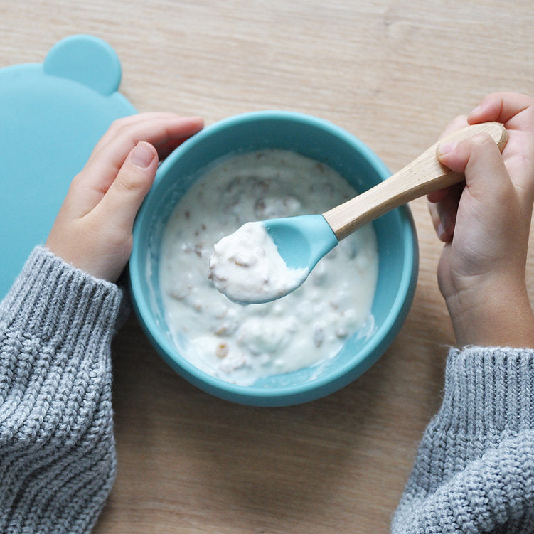 MinikOiOi Bowly Silicone Suction Bowl with Lid| River Green