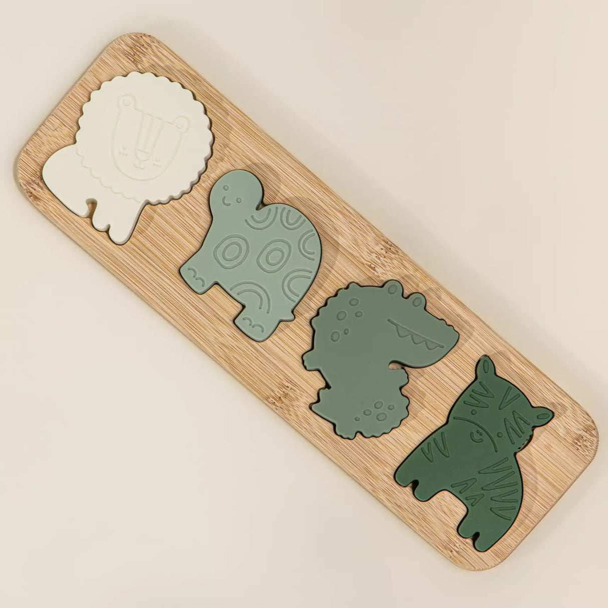 Coco Village Silicone Puzzle On Wooden Plate | Savana