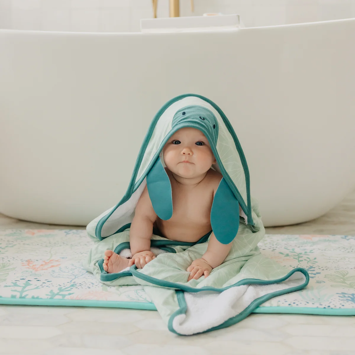 Wade | Premium Knit Hooded CharacterTowel
