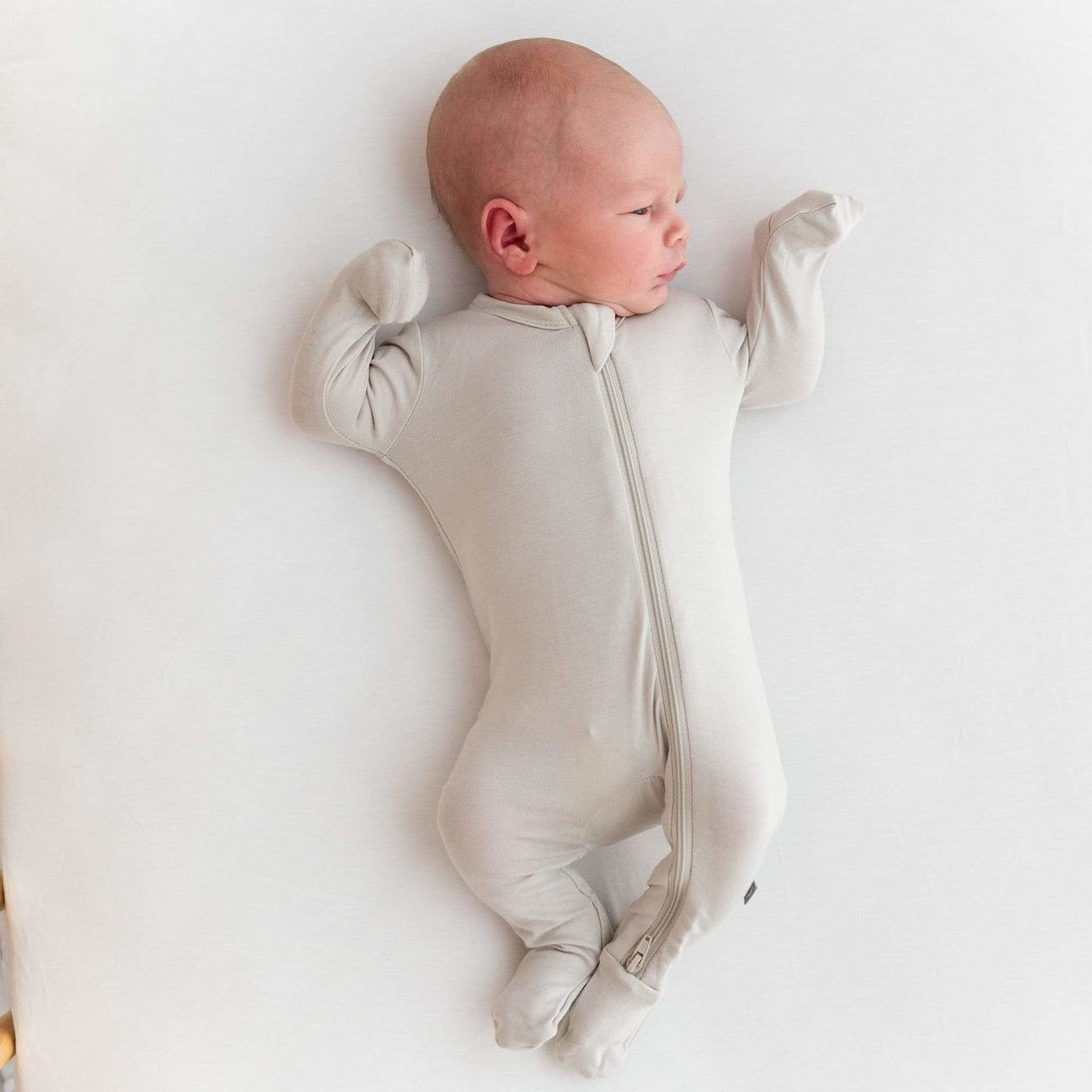 Kyte Baby Bamboo Zippered Footie | Oat