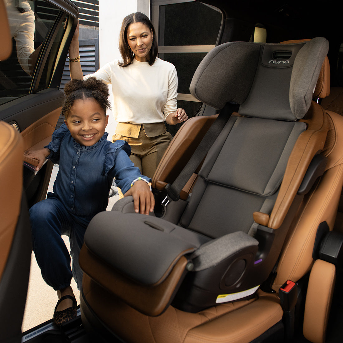 NUNA LUMN Forward-Facing Harness-to-Booster Car Seat