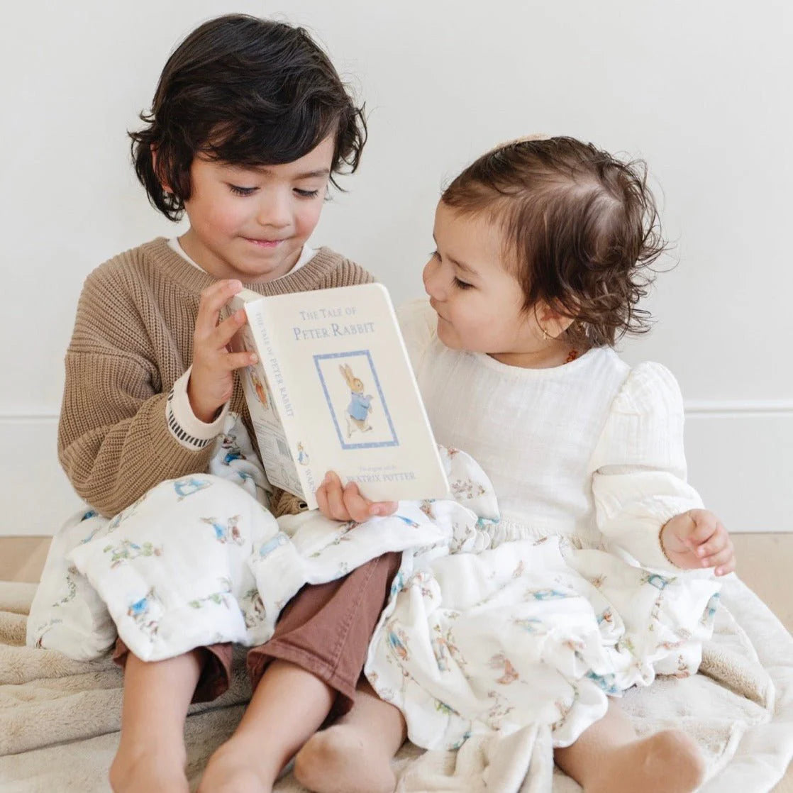 Peter Rabbit™ Bamboo Rayon Muslin Mini Blanket | Uni