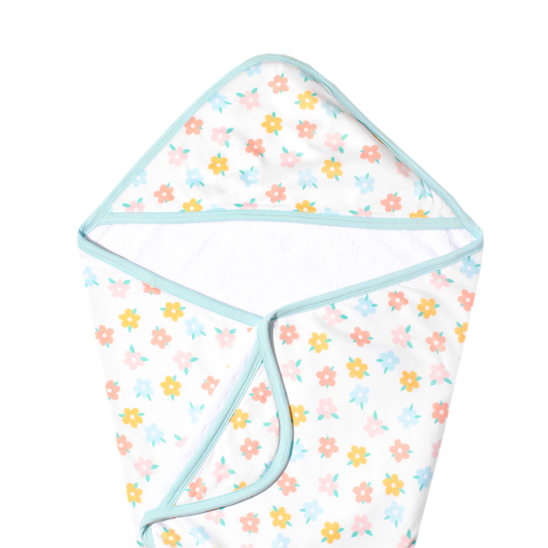 Premium Knit Hooded Towel | Daisy