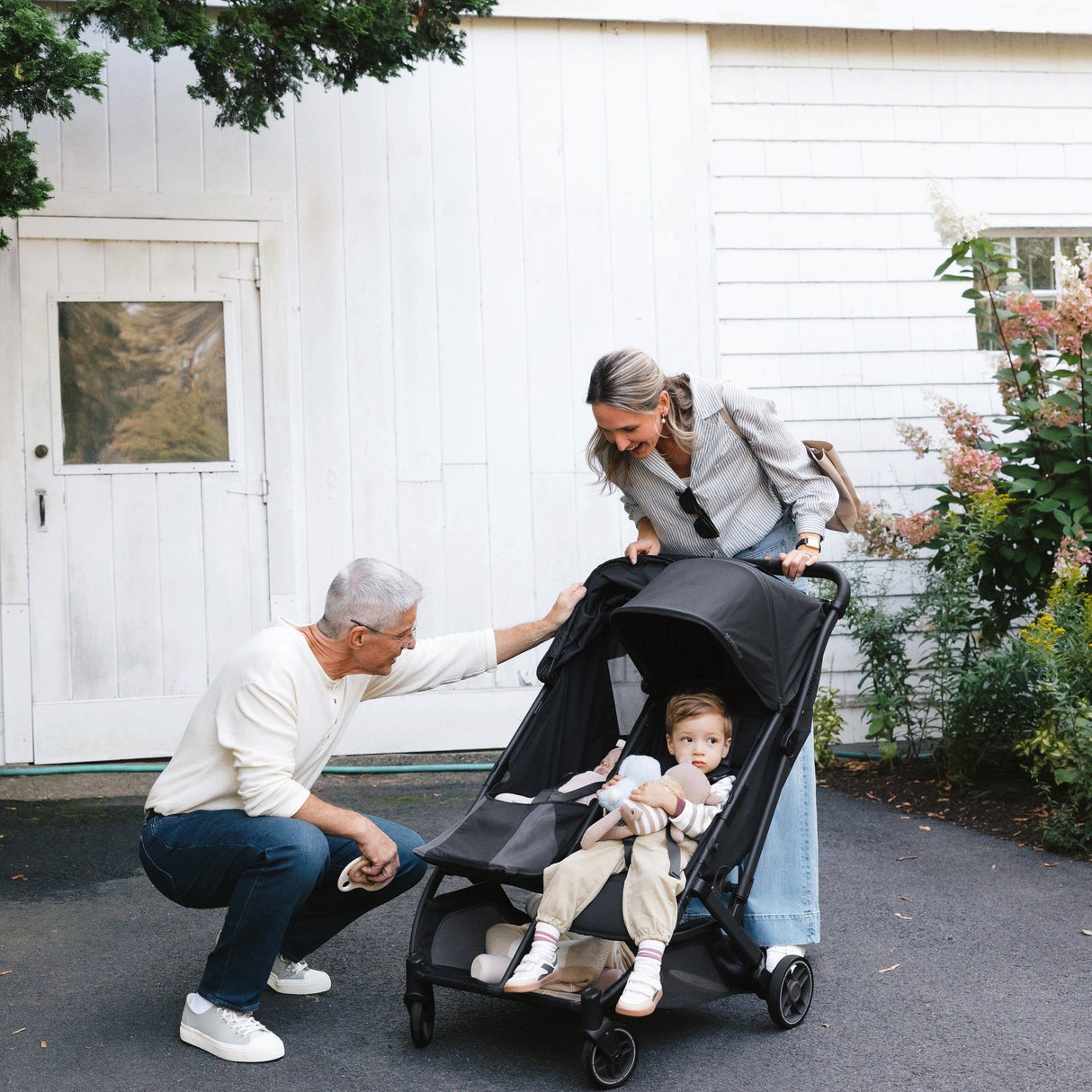 UPPAbaby Minu Duo Compact Double Stroller | Carbon Frame