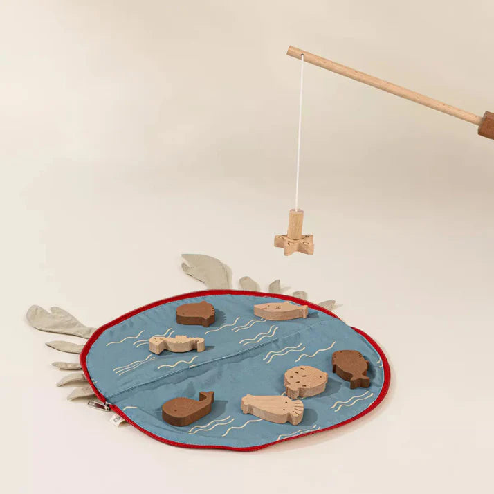 Coco Village Wooden Magnetic Fishing Game with Carrying Pouch