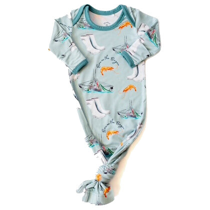 Pearls & Pelicans Born on the Bayou Bamboo Gown and Beanie Hat (0-3mo)