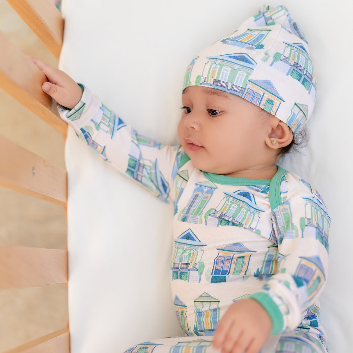 Pearls & Pelicans Home Sweet NOLA Bamboo Sleepie Gown (0-3mo) and Hat Set | Green
