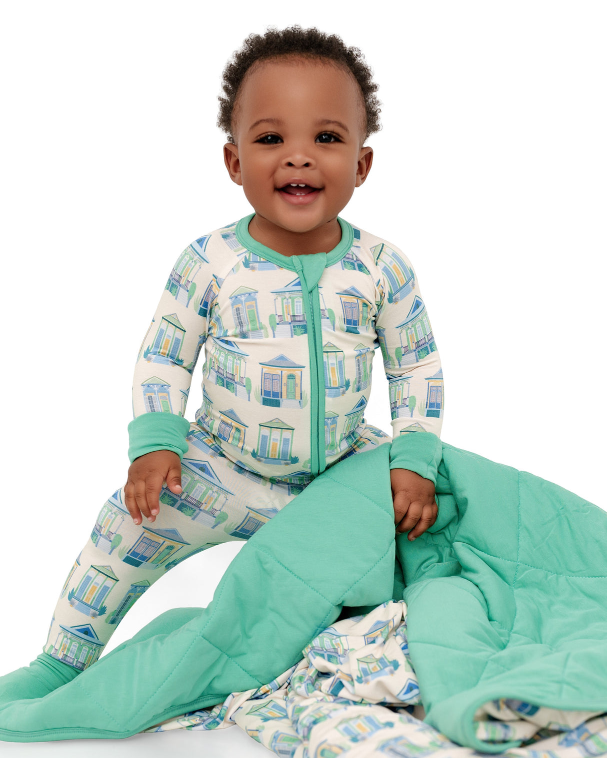 Pearls & Pelicans Home Sweet Nola Bamboo Zip Up Pajamas | Green
