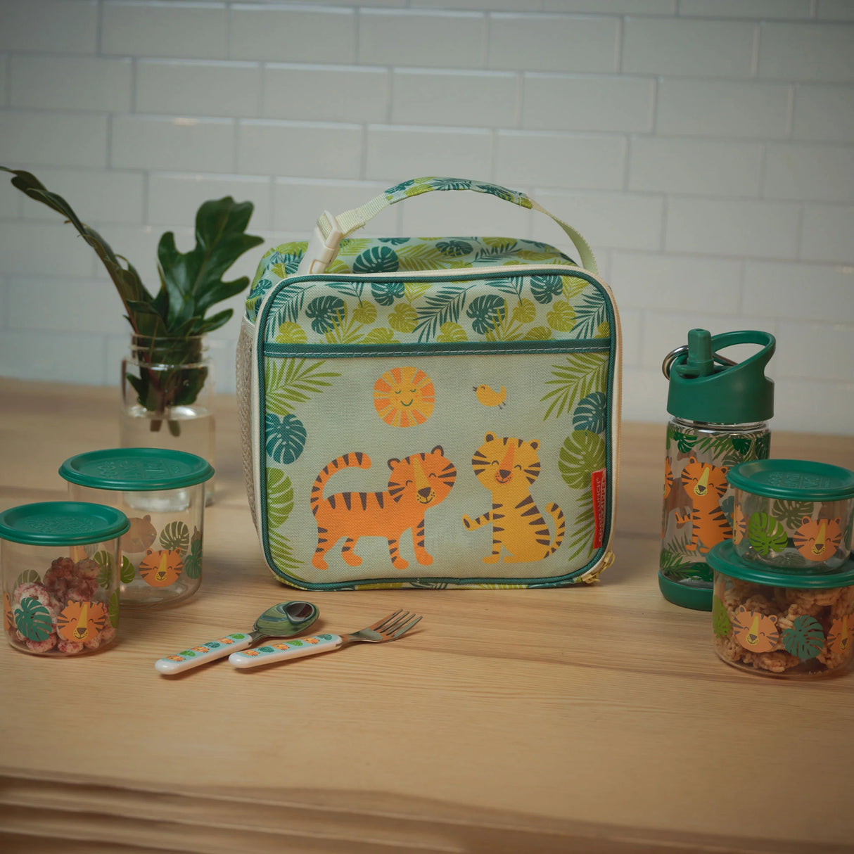 Super Zippee Lunch Tote | Tiger Friends