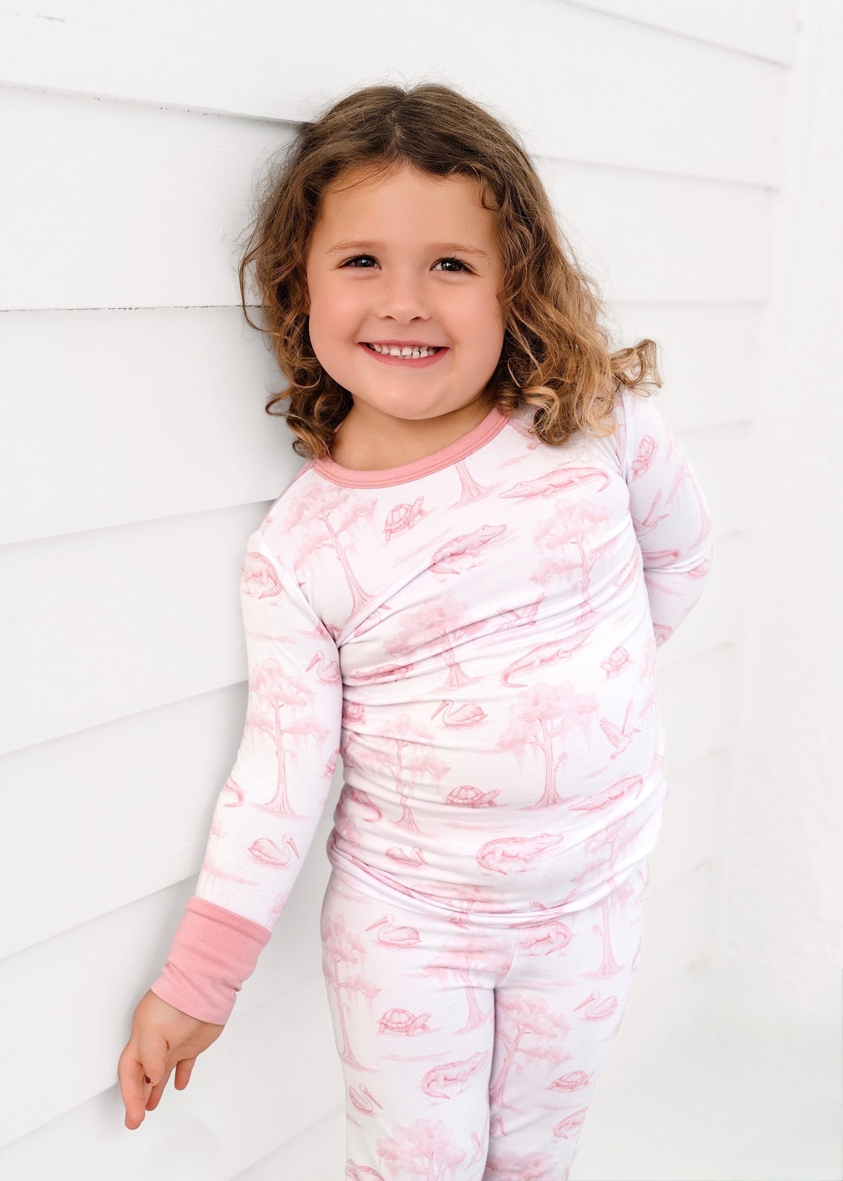Pearls and Pelicans Bayou Toile Two-Piece Pajamas | Pink