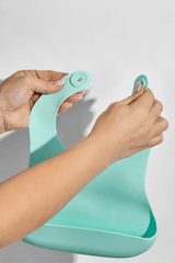 Babynetic Magnetic Silicone Bib | Blueberry Burst