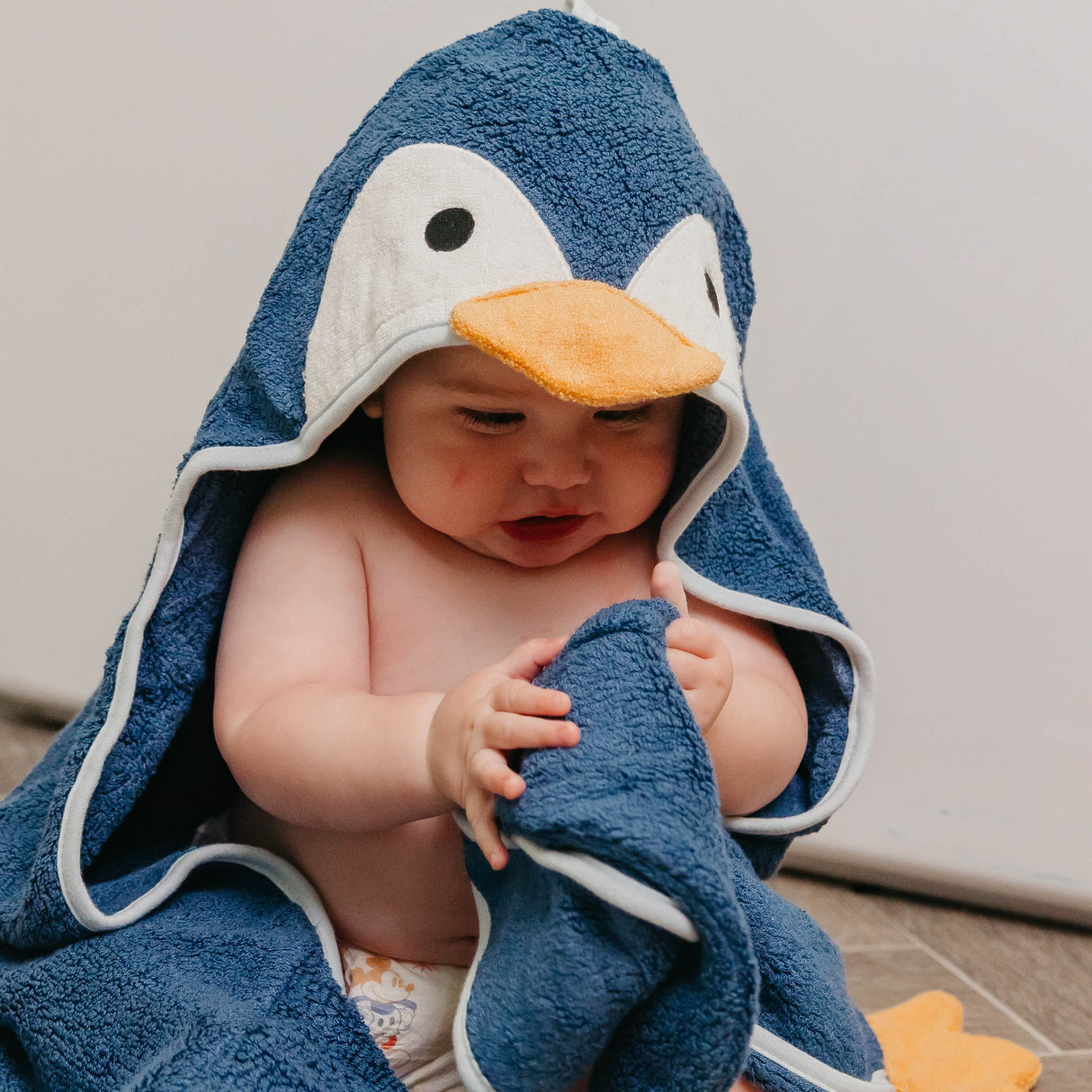 Copper Pearl Pebbles Penguin | Premium Knit Character Hooded Towel