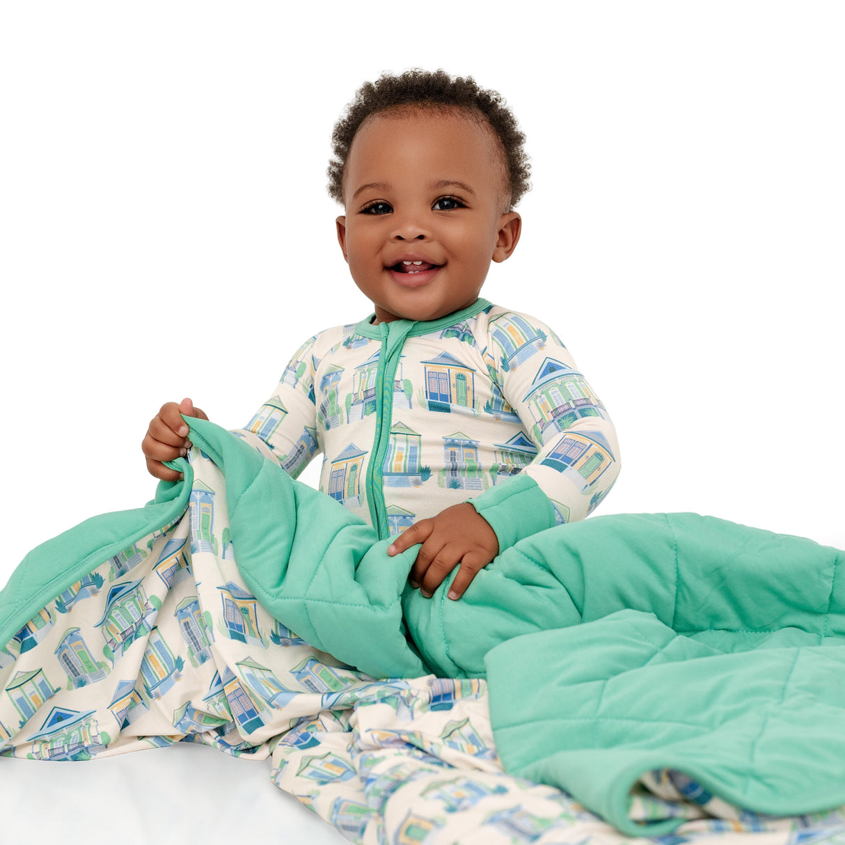 Pearls & Pelicans Home Sweet Nola Bamboo Zip Up Pajamas | Green