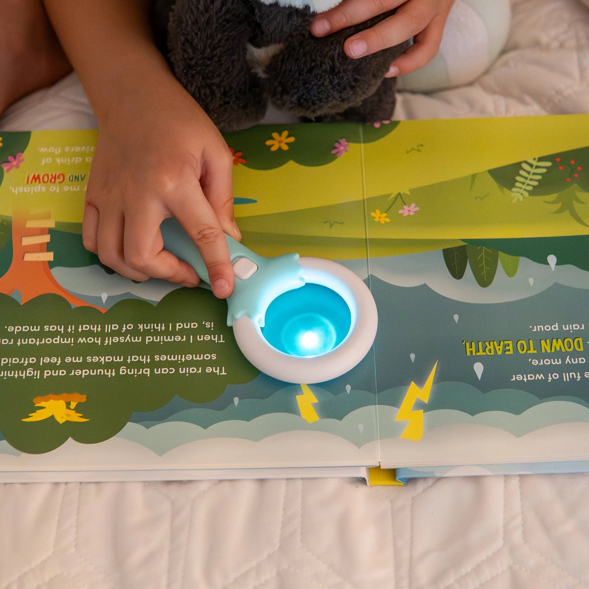 Glo Pals Light-Up Library | Alex Asks: What is the Weather?