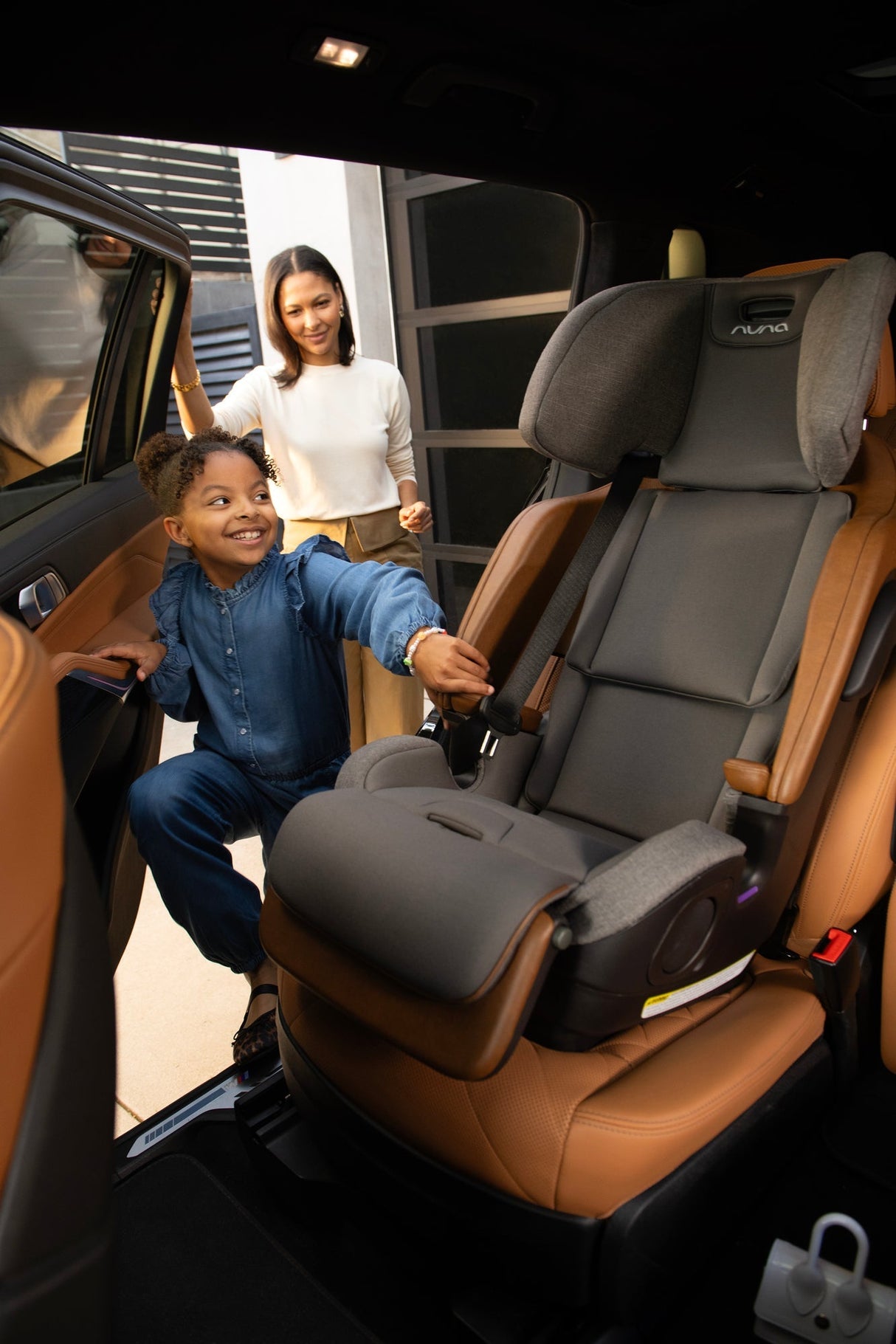 NUNA LUMN Forward-Facing Harness-to-Booster Car Seat