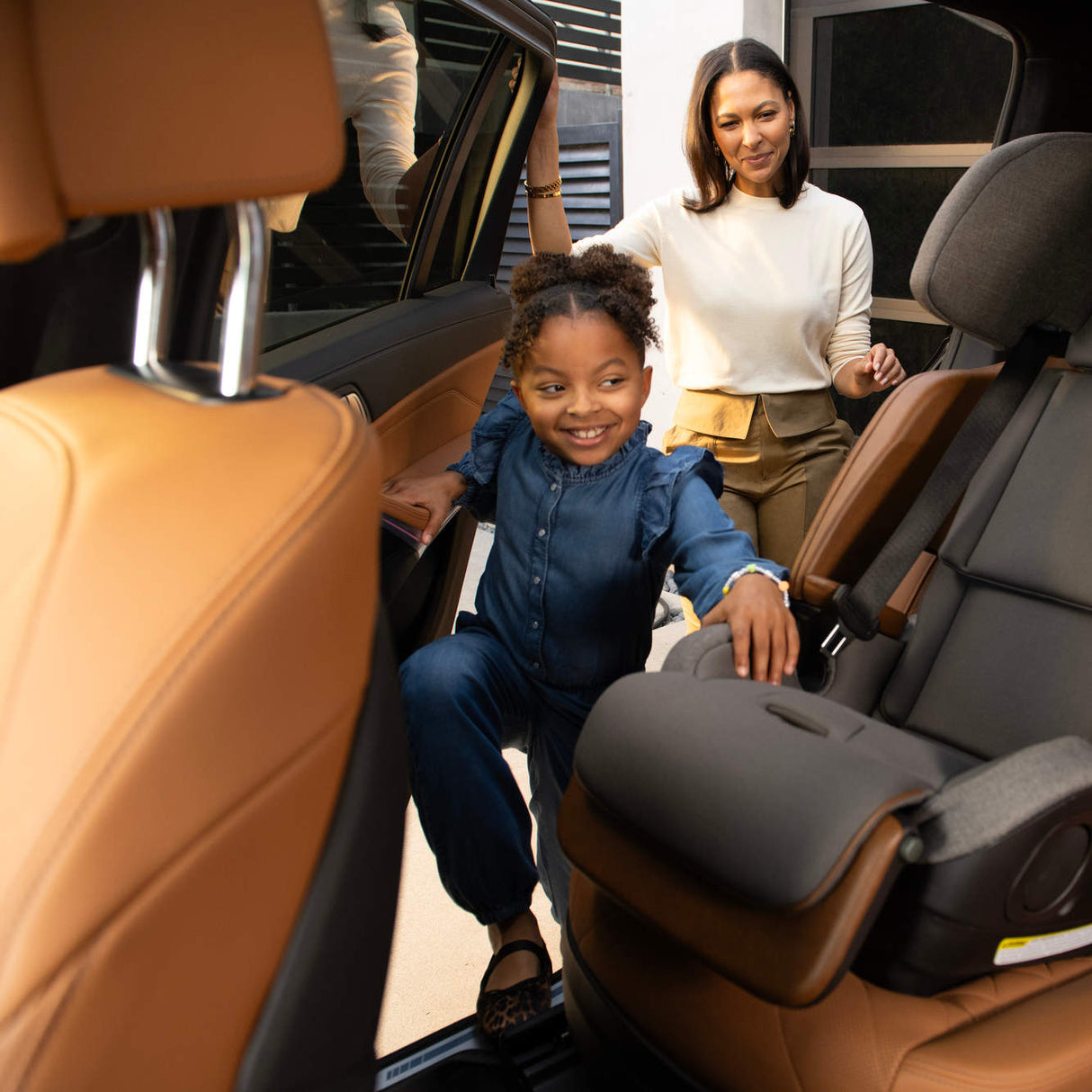 NUNA LUMN Forward-Facing Harness-to-Booster Car Seat