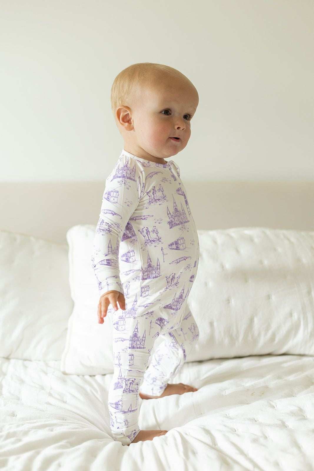 Southern Slumber Lavender Toile Double Zipper Bamboo Sleeper