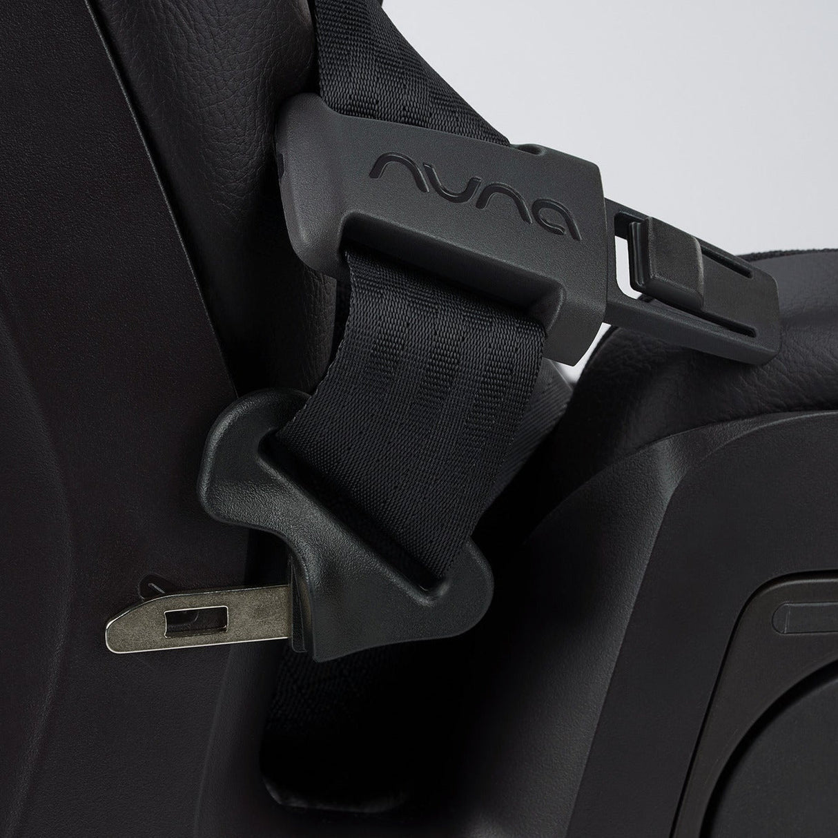 Nuna EXEC NEXT all in one car seat (preorder for December 2025)