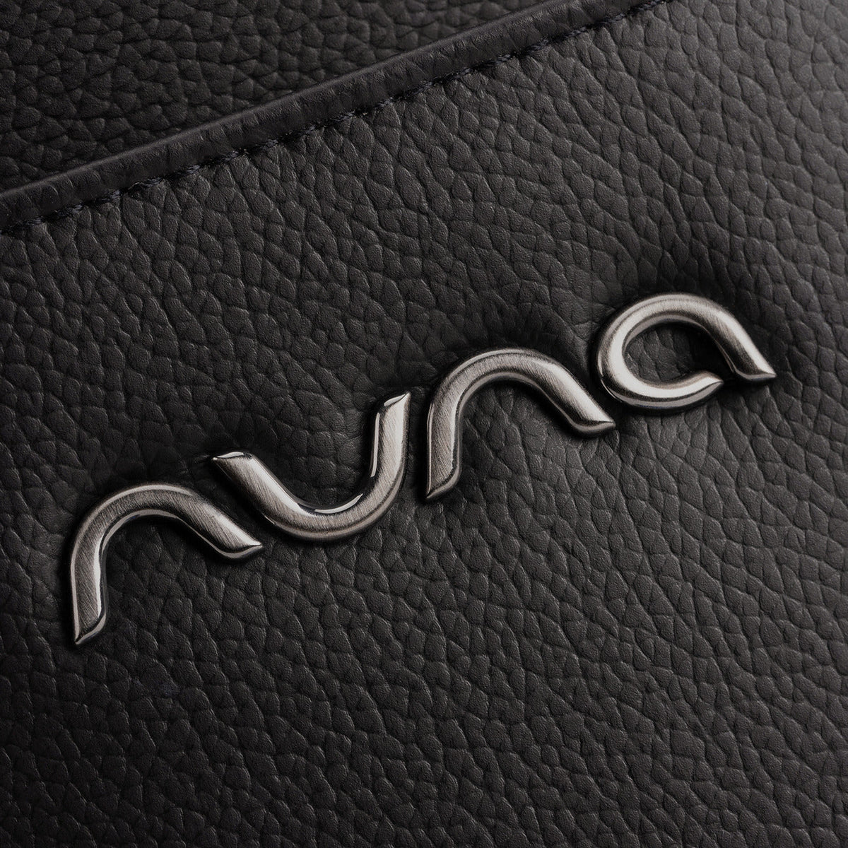 Nuna Essential Bag | Caviar