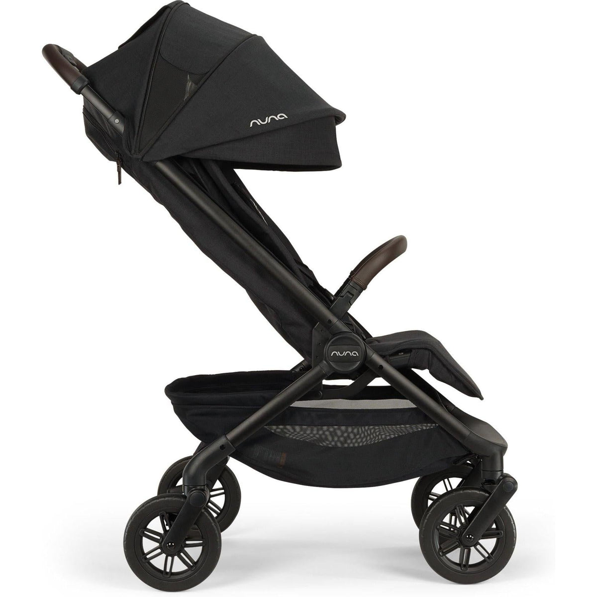 NUNA trvl 360 Stroller (preorder for November)