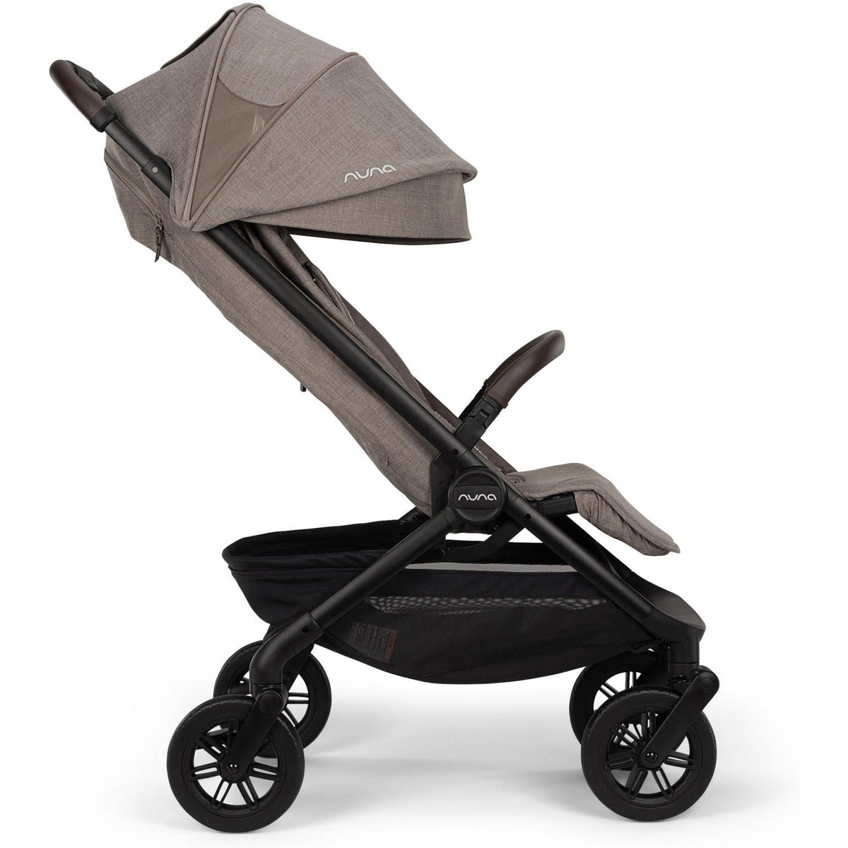NUNA trvl 360 Stroller (preorder for November)