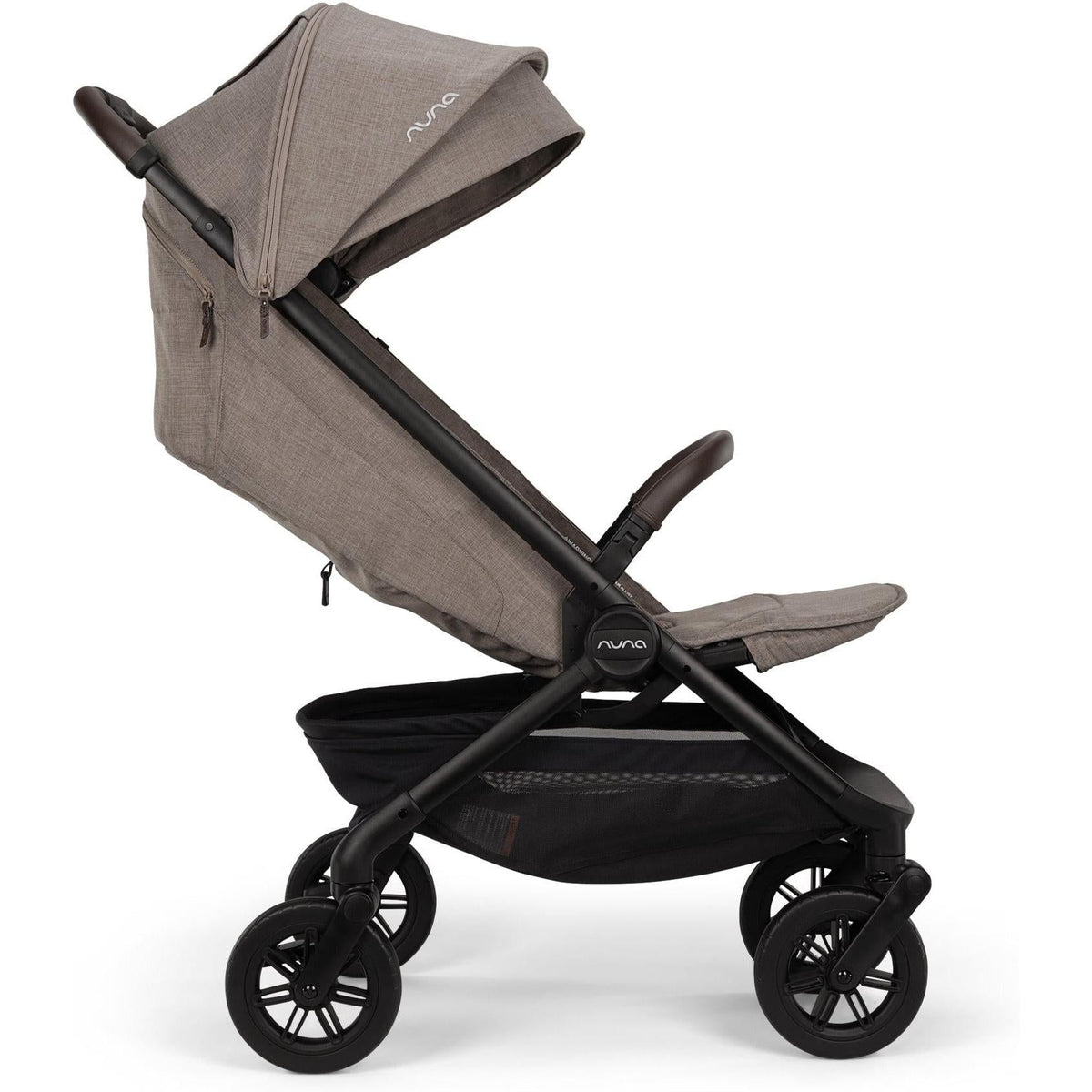 NUNA trvl 360 Stroller (preorder for November)
