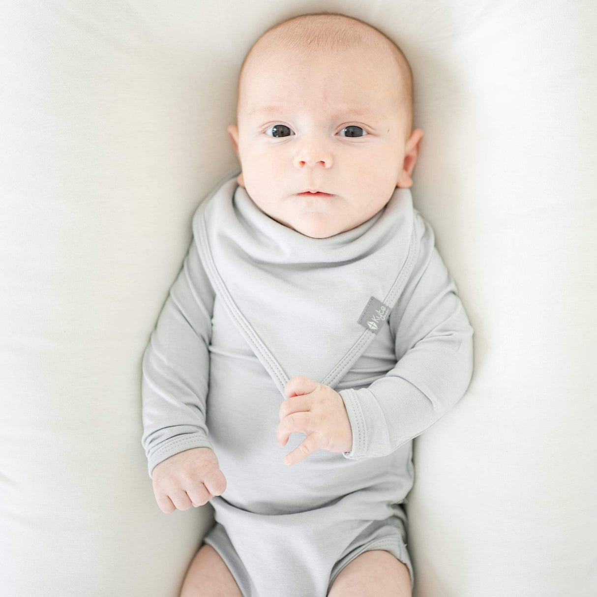 Kyte Baby Bamboo Bib | Solid